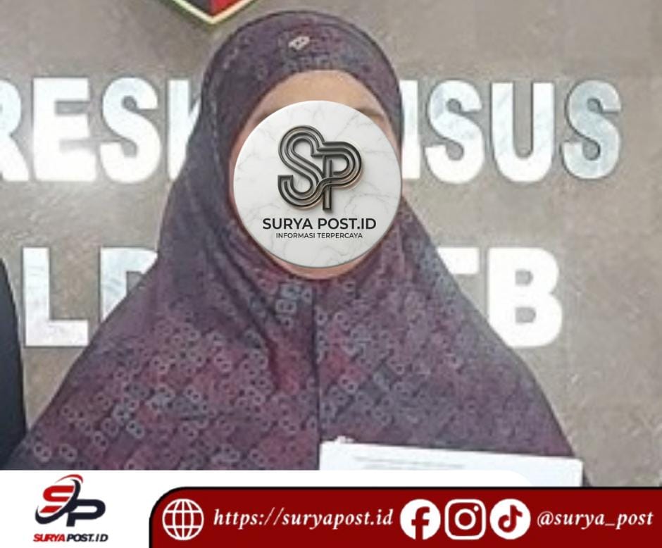 Dua kuasa hukum H. Taufik, Irham, SH dan Ibrahim, SH saat melaporkan ke Polisi, (Ist/Surya)